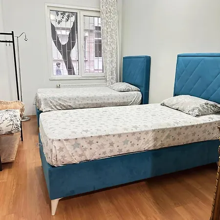 ホームステイ Twin Double X2 イスタンブール